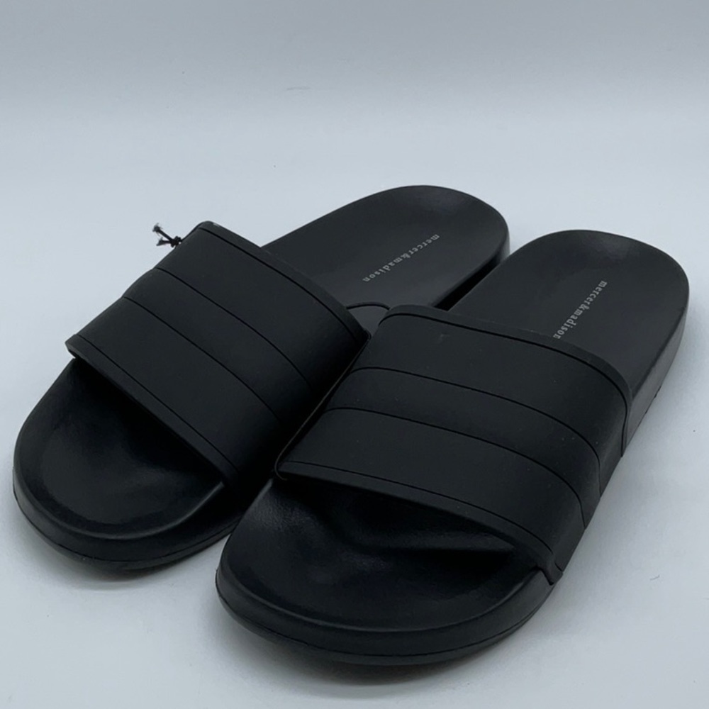 Mercer & Madison black slide
